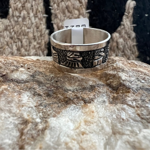 ❤️ Signed Elaine Becenti Story Teller Ring Size 9.5 Sterling Silver Unisex Band - Picture 3 of 12